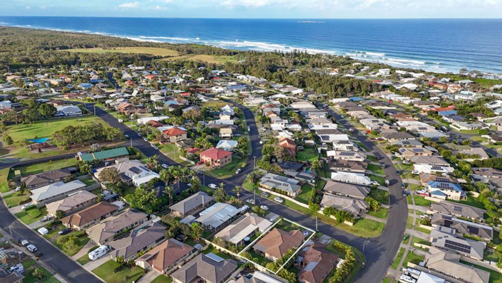 56 Eileen Drive, CORINDI BEACH, NSW 2456