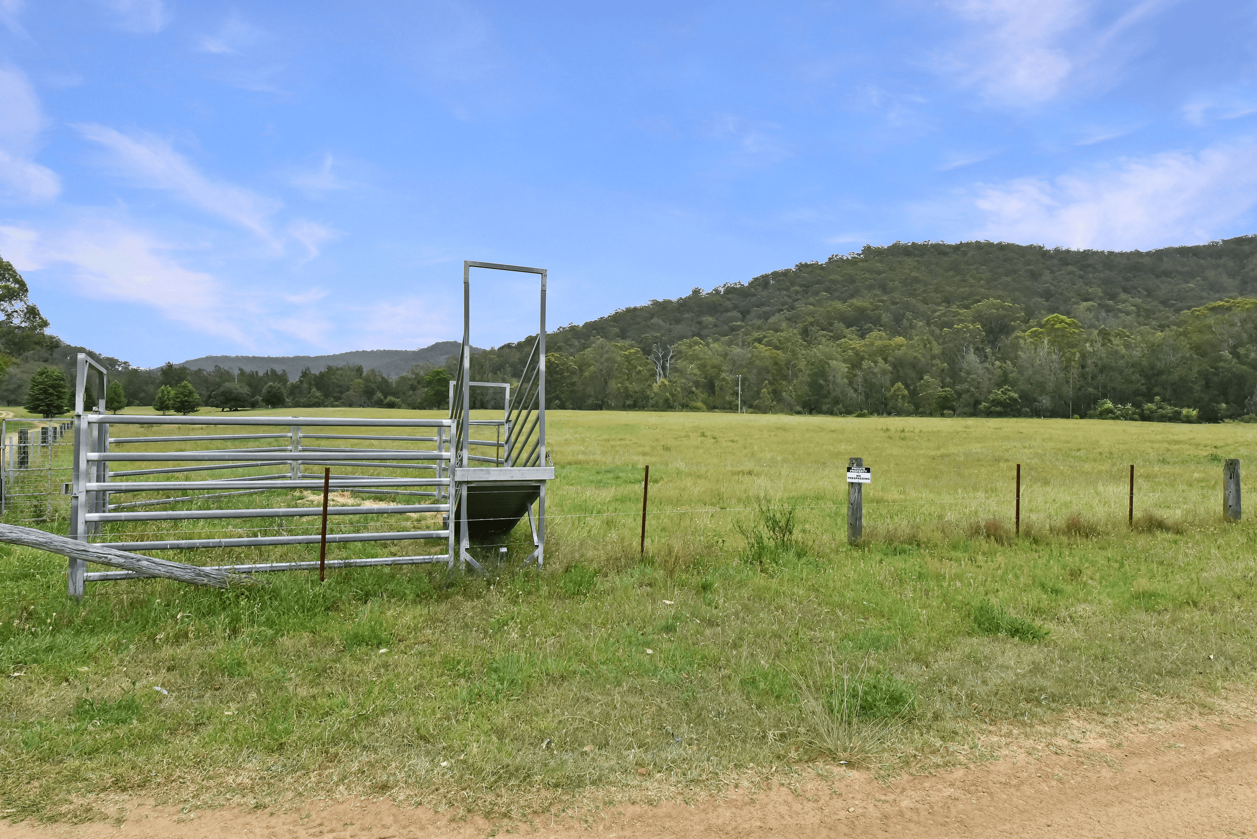 2410 Wollombi Rd, Wollombi, NSW 2325