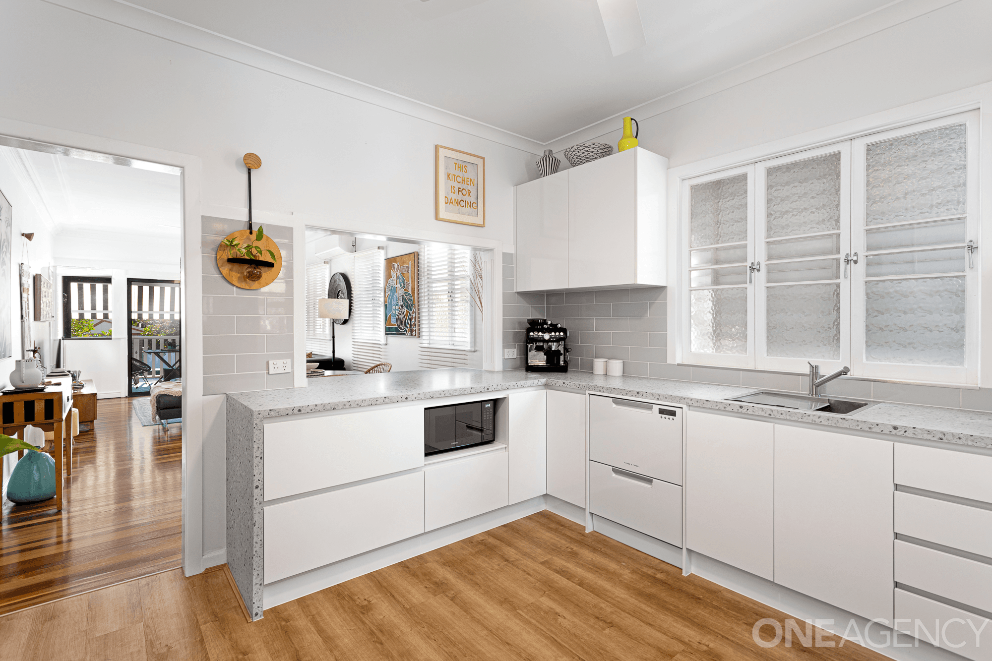 3 Third Avenue, Scarborough, QLD 4020