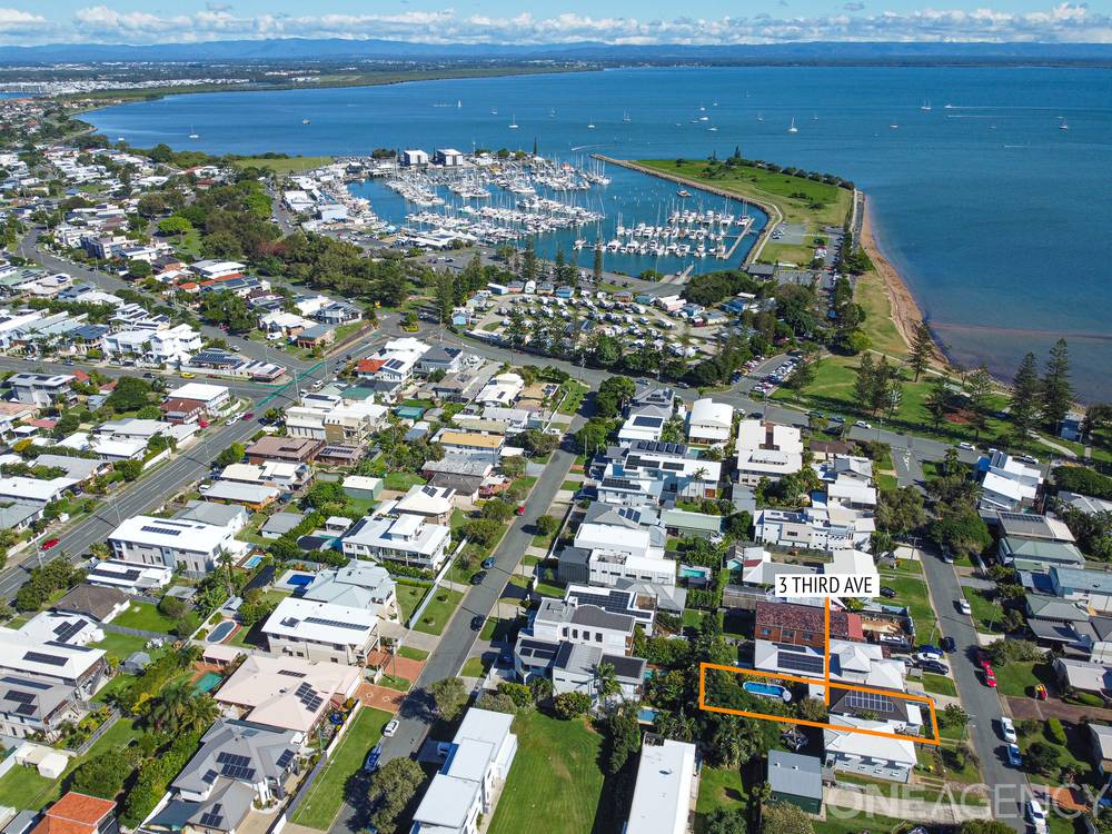 3 Third Avenue, Scarborough, QLD 4020