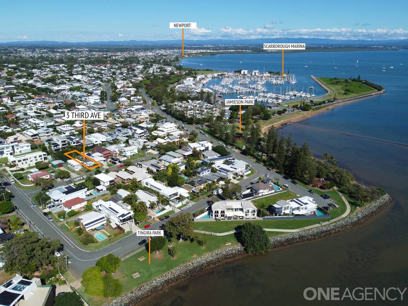 3 Third Avenue, Scarborough, QLD 4020