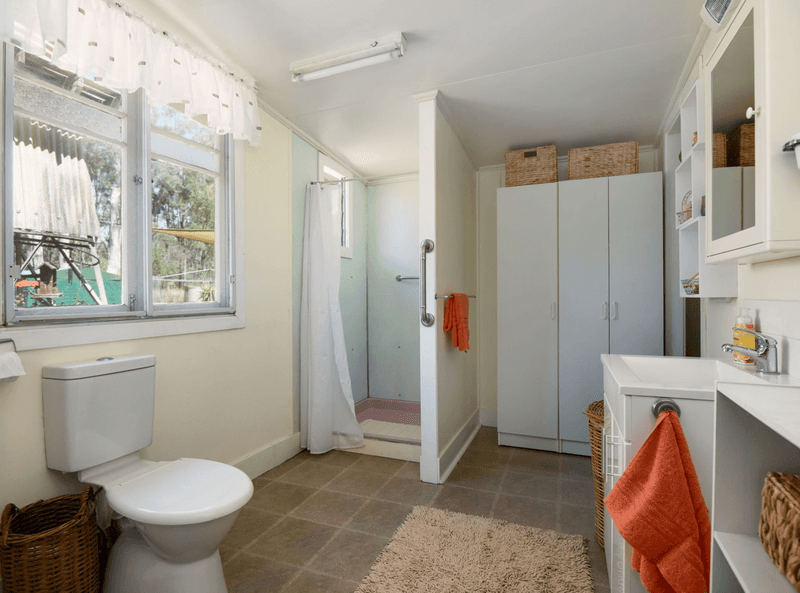 37 Jones Road, Withcott, QLD 4352