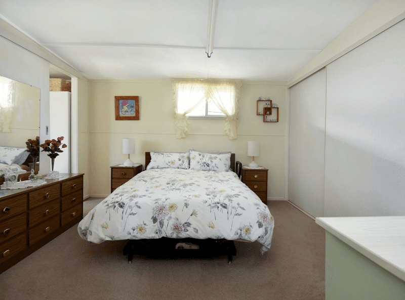 37 Jones Road, Withcott, QLD 4352