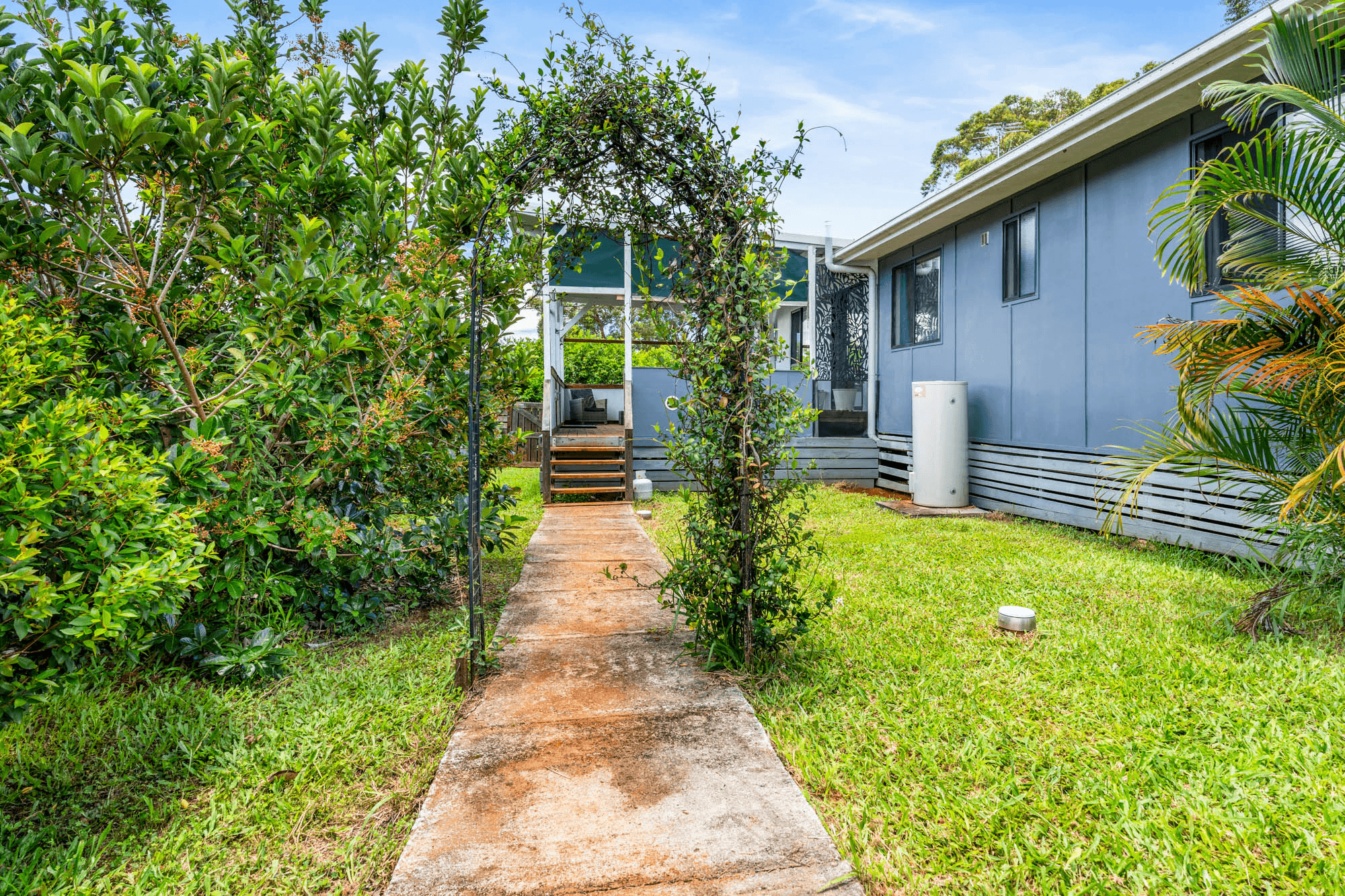 17 Plantation Street, RUSSELL ISLAND, QLD 4184