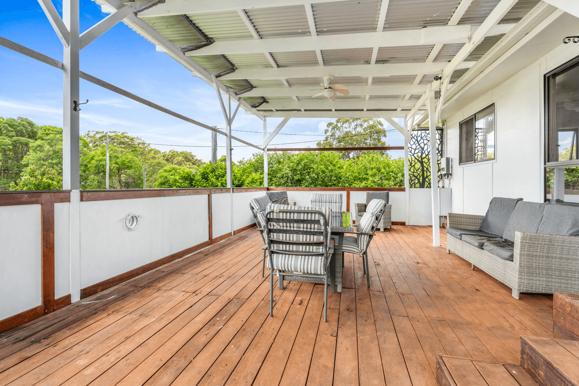 17 Plantation Street, RUSSELL ISLAND, QLD 4184