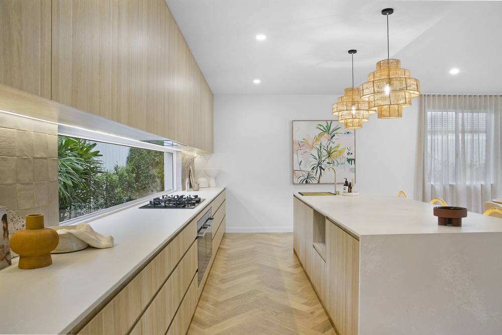 42 Coronet Crescent, Burleigh Waters, QLD 4220