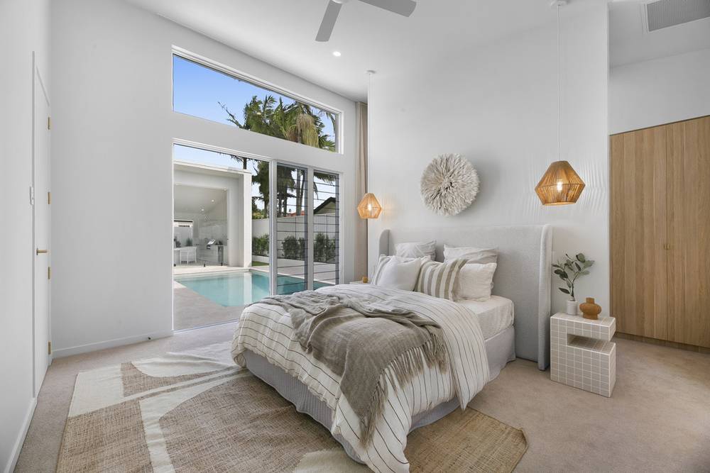 42 Coronet Crescent, Burleigh Waters, QLD 4220