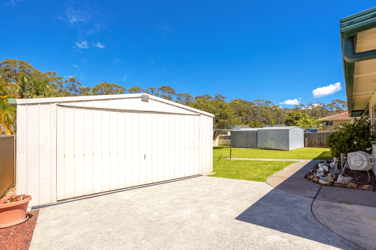 12 Robusta Parade, TAREE, NSW 2430