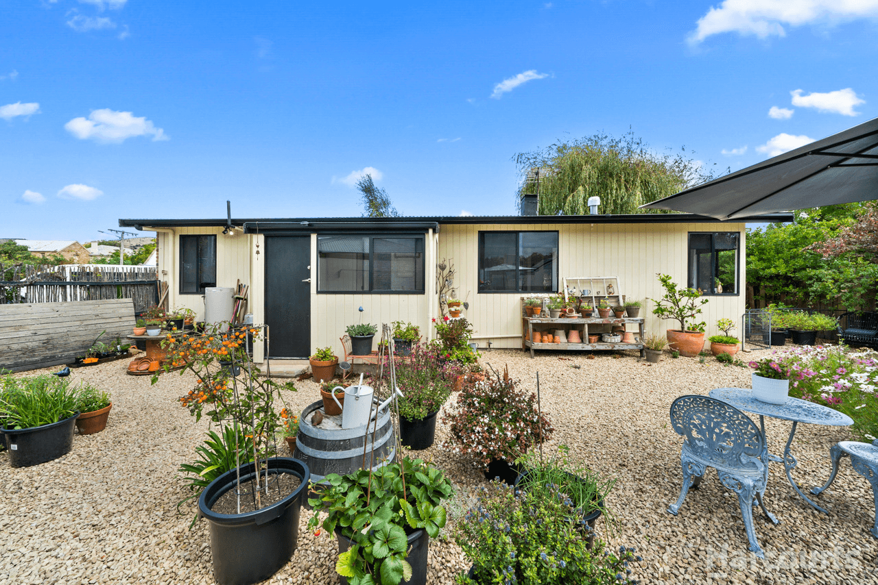 2 Percy Street, RICHMOND, TAS 7025