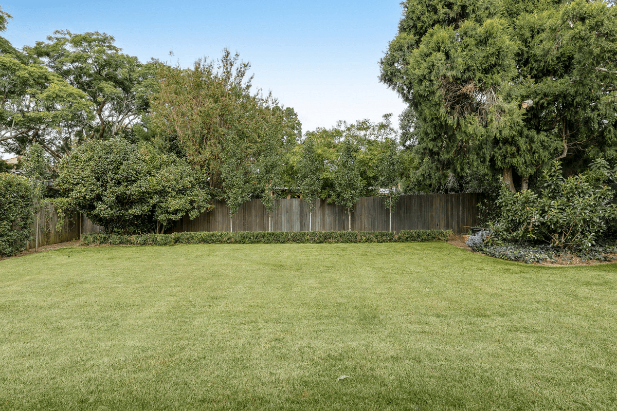 12 Crown Street, Rangeville, QLD 4350