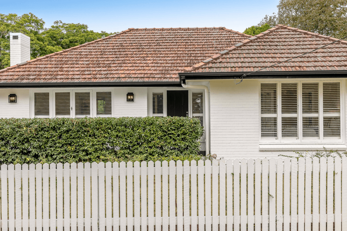 12 Crown Street, Rangeville, QLD 4350