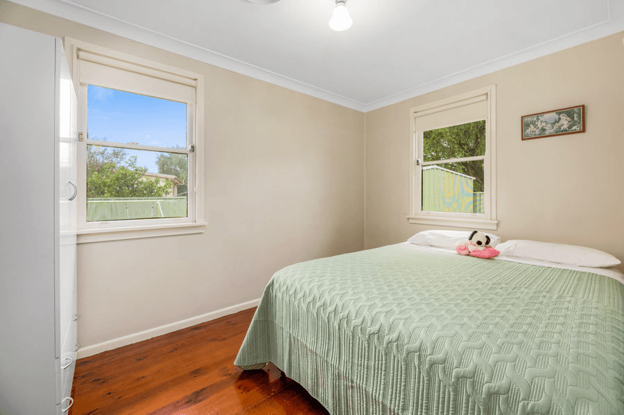 21 Samoa Place, LETHBRIDGE PARK, NSW 2770