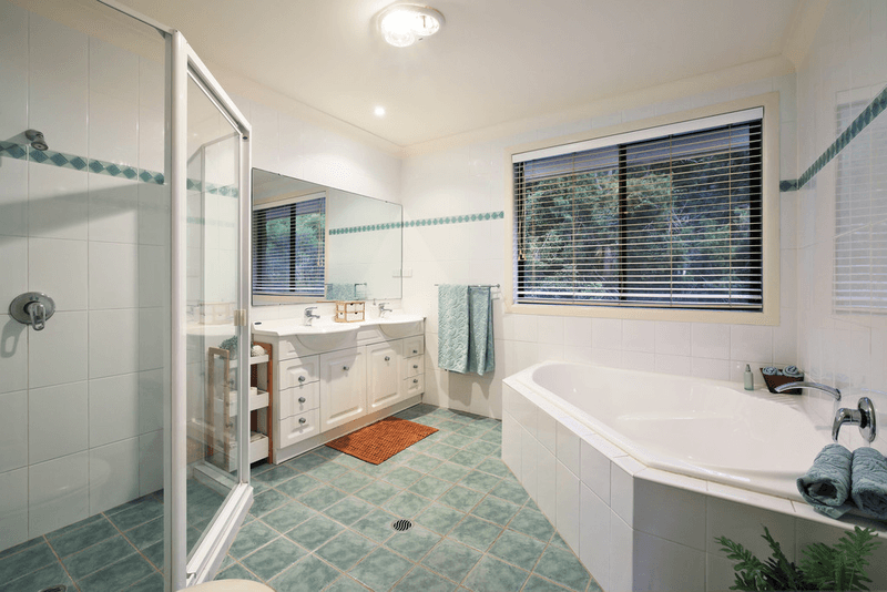 4 Ena Place, UMINA BEACH, NSW 2257