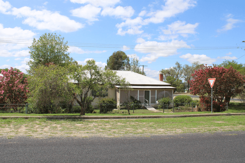 2 Jubilee Street, ASHFORD, NSW 2361