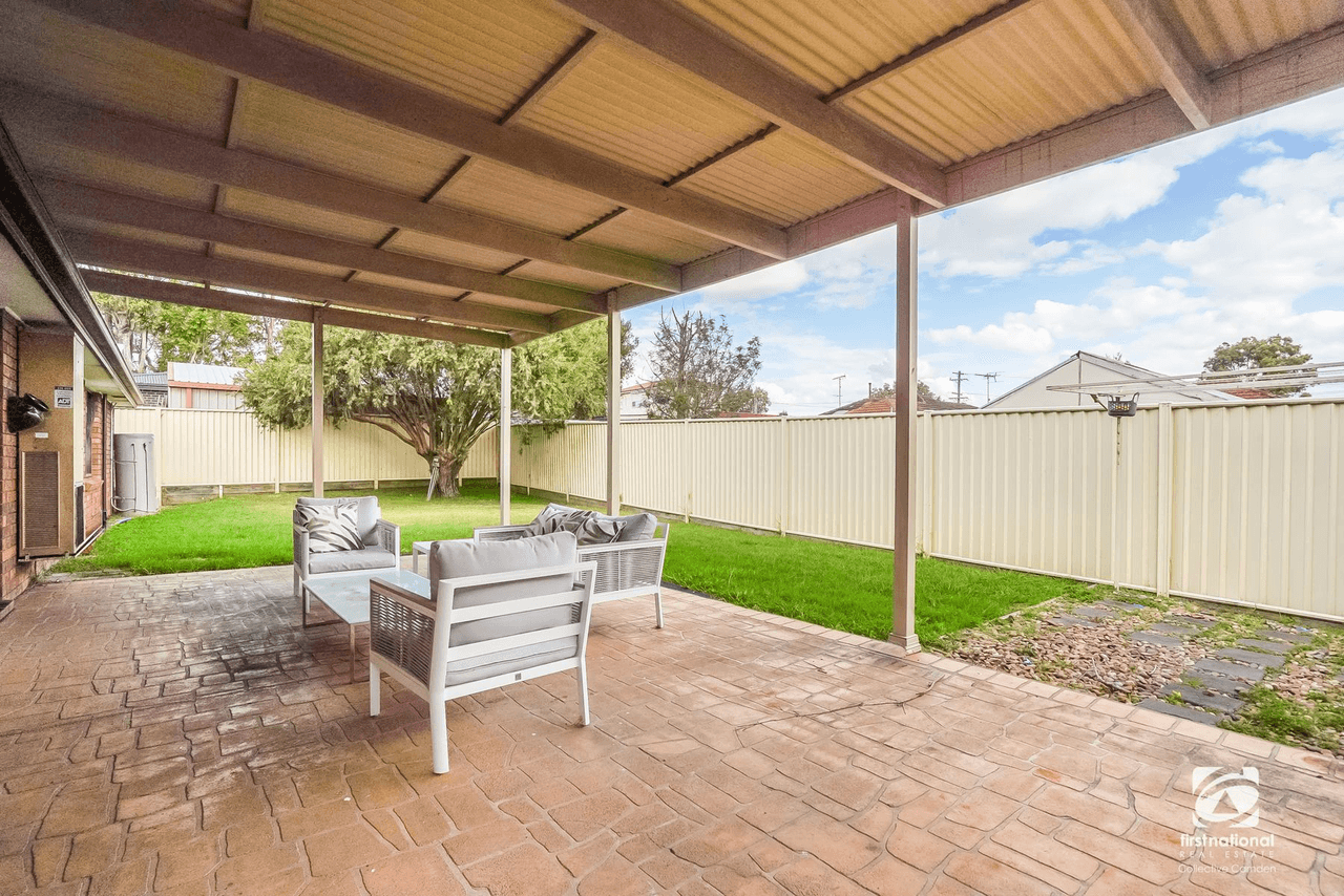 76 Woodland Crescent, NARELLAN, NSW 2567