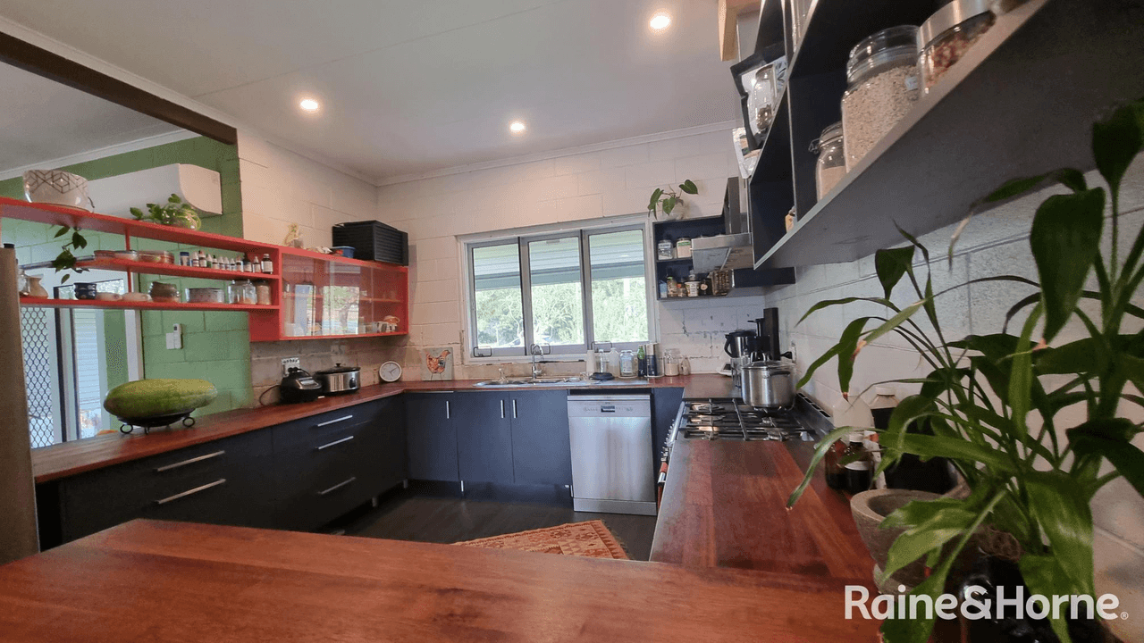 66 Alchera Drive, MOSSMAN, QLD 4873