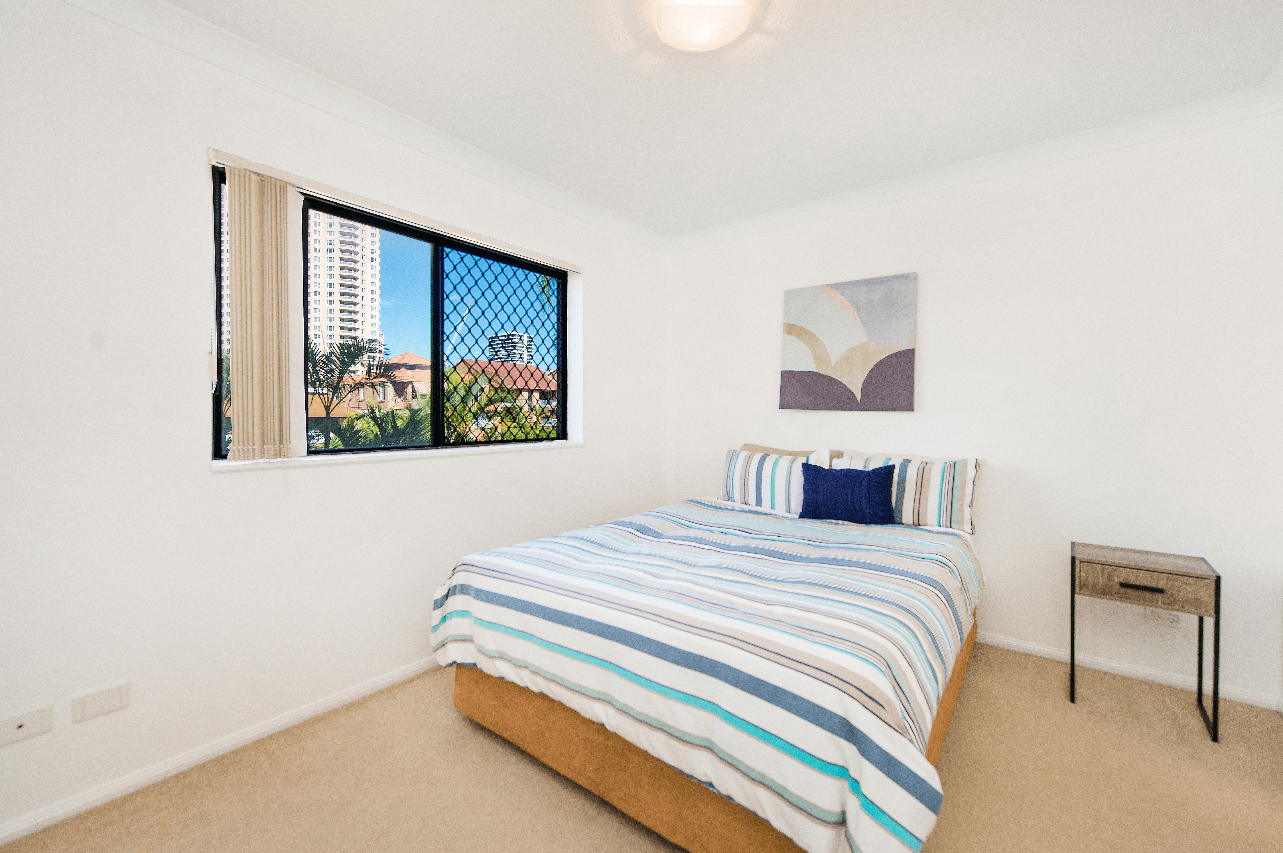 4/15 Britannia Avenue, BROADBEACH, QLD 4218