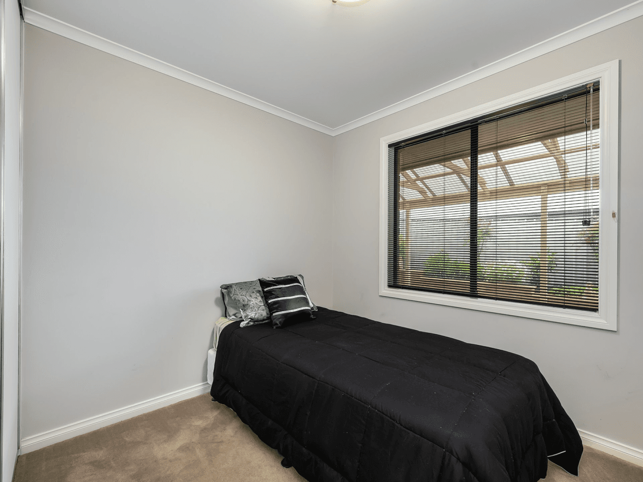 36 Wishart Crescent, ENCOUNTER BAY, SA 5211