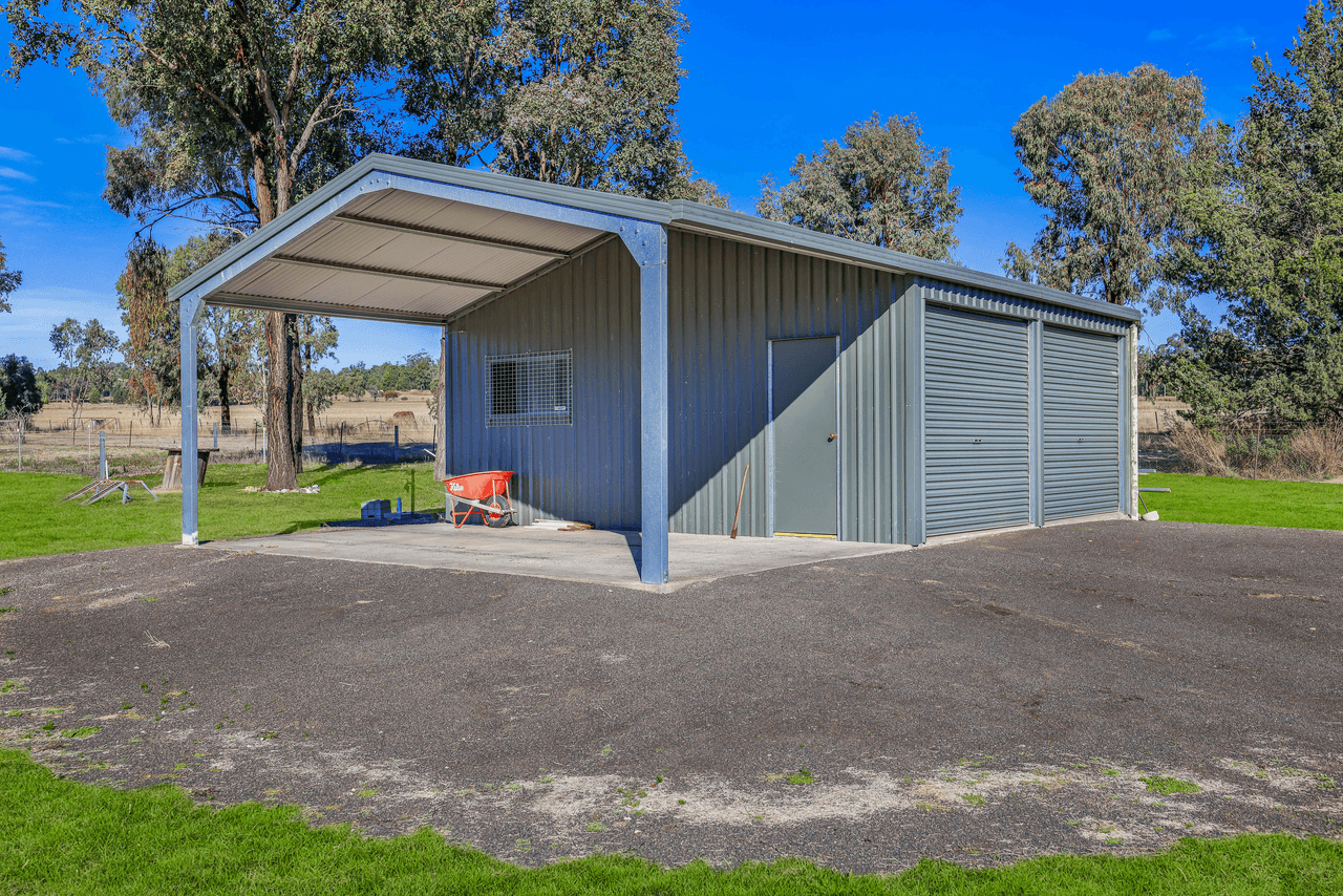 44 Urangera Drive, TAMWORTH, NSW 2340