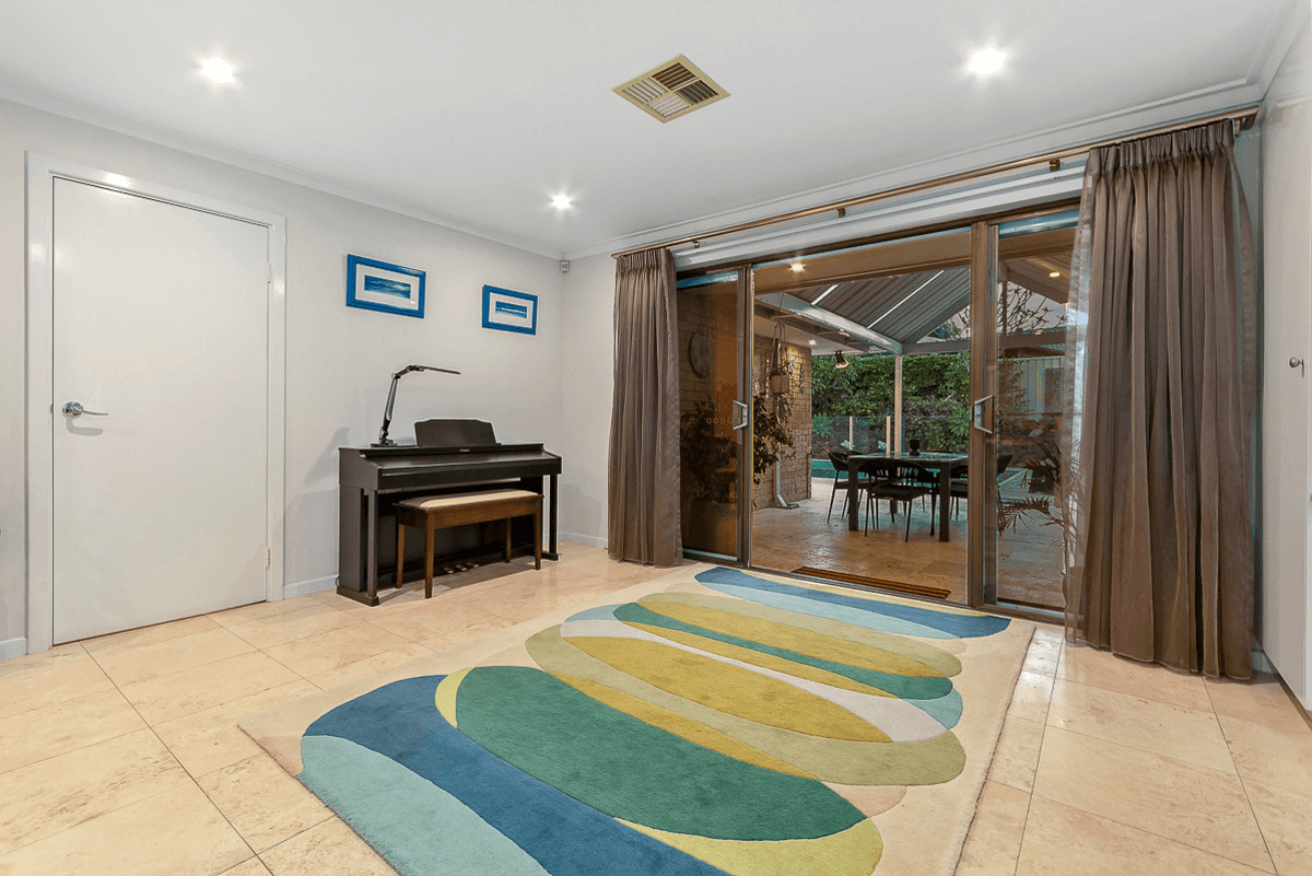 16 Burgess Street, Hamersley, WA 6022