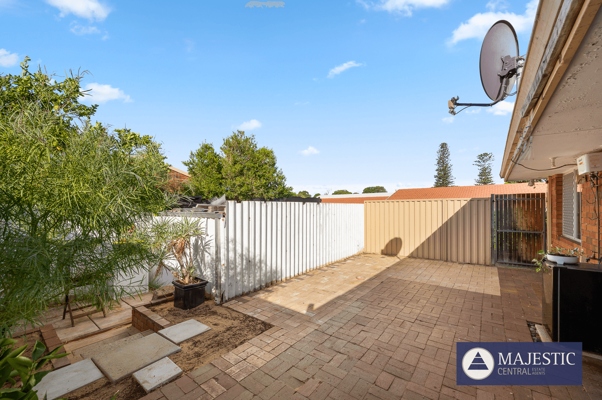 17/304 Preston Point Road, Attadale, WA 6156