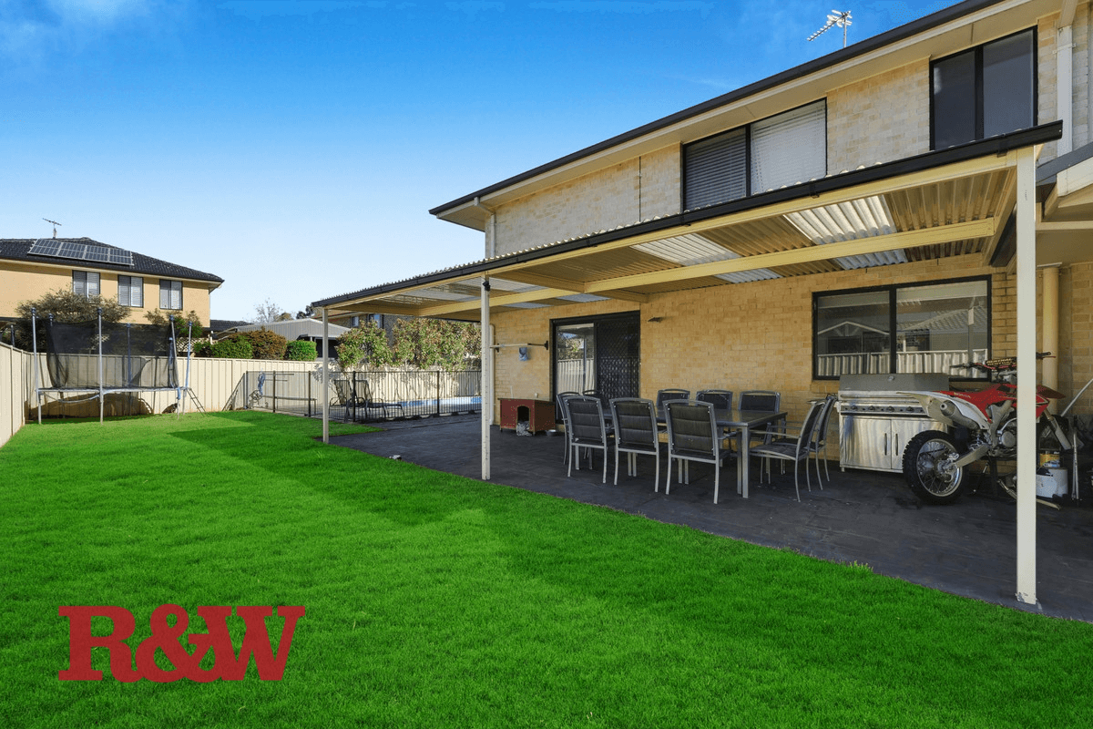 100 Fairwater Drive, Harrington Park, NSW 2567