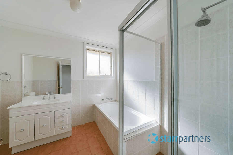 29 Burragate Crescent, PRESTONS, NSW 2170