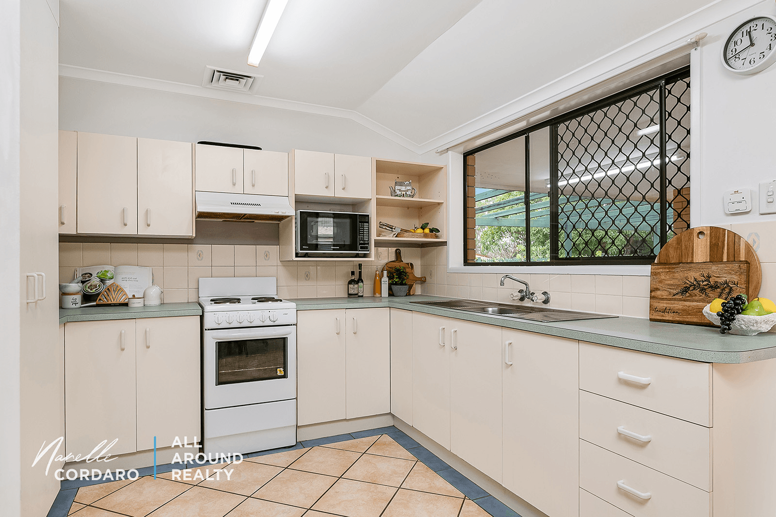 359 Old Gympie Rd, Caboolture, QLD 4510