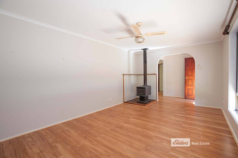14 GILBERT Drive, NARACOORTE, SA 5271