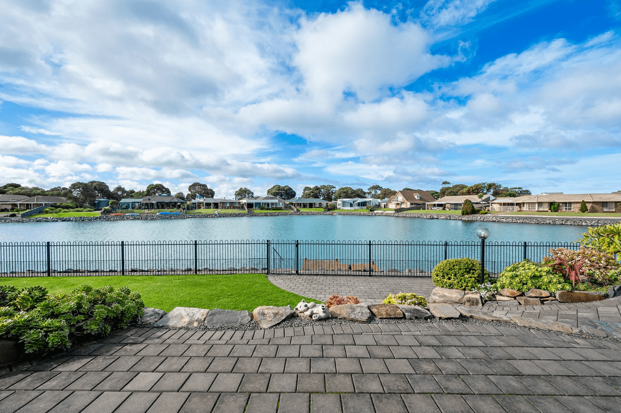 38 Clipper Court, ENCOUNTER BAY, SA 5211