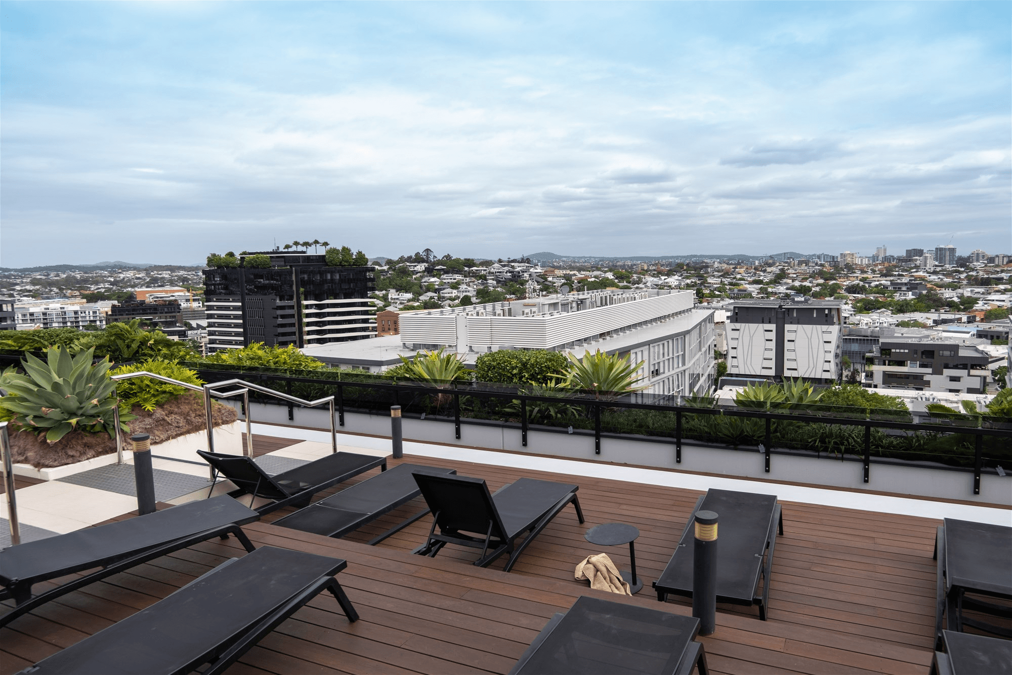 1208/70 Longland Street, NEWSTEAD, QLD 4006