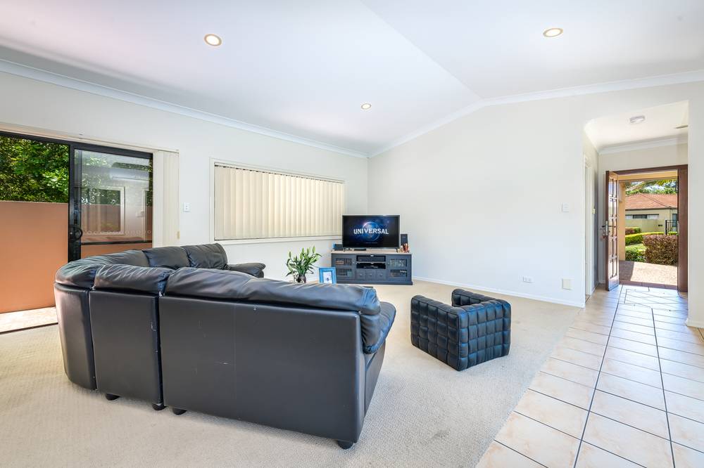 530 Oyster Cove Promenade, HELENSVALE, QLD 4212