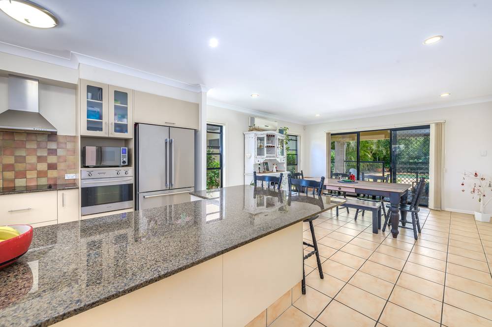 530 Oyster Cove Promenade, HELENSVALE, QLD 4212