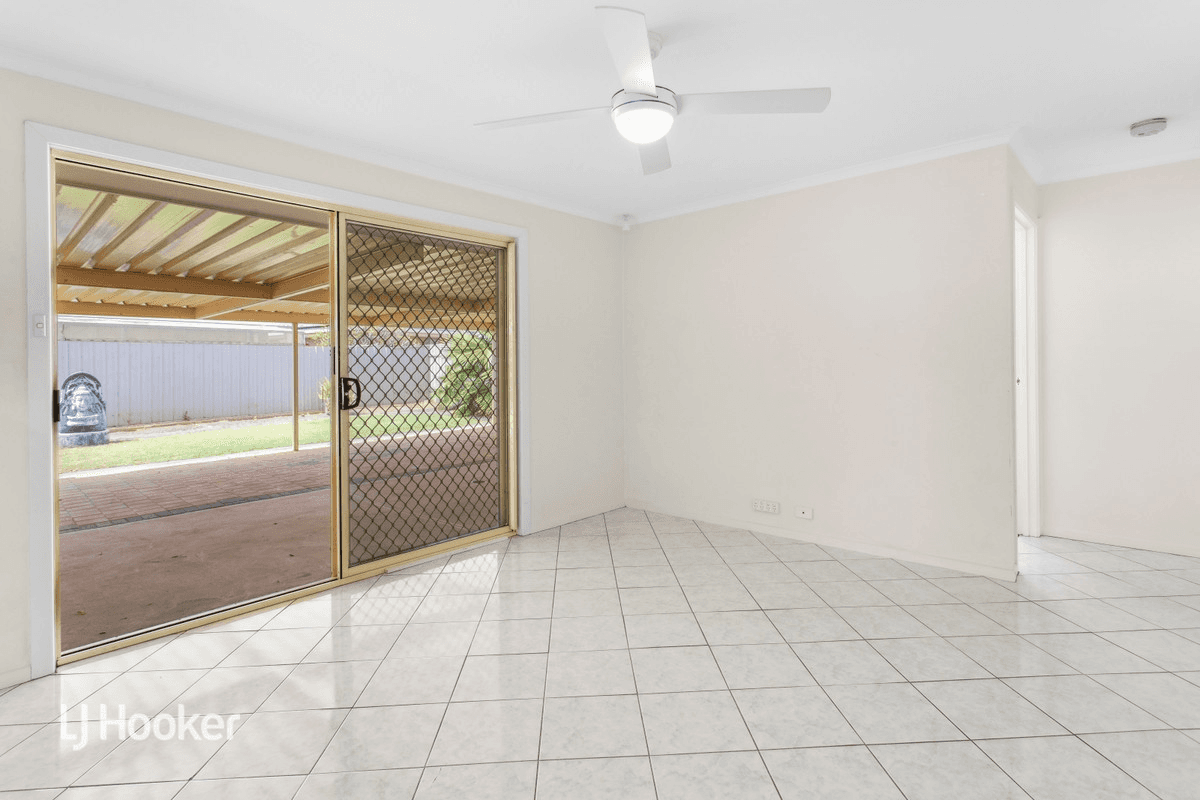 2 Sterling Court, Smithfield Plains, SA 5114