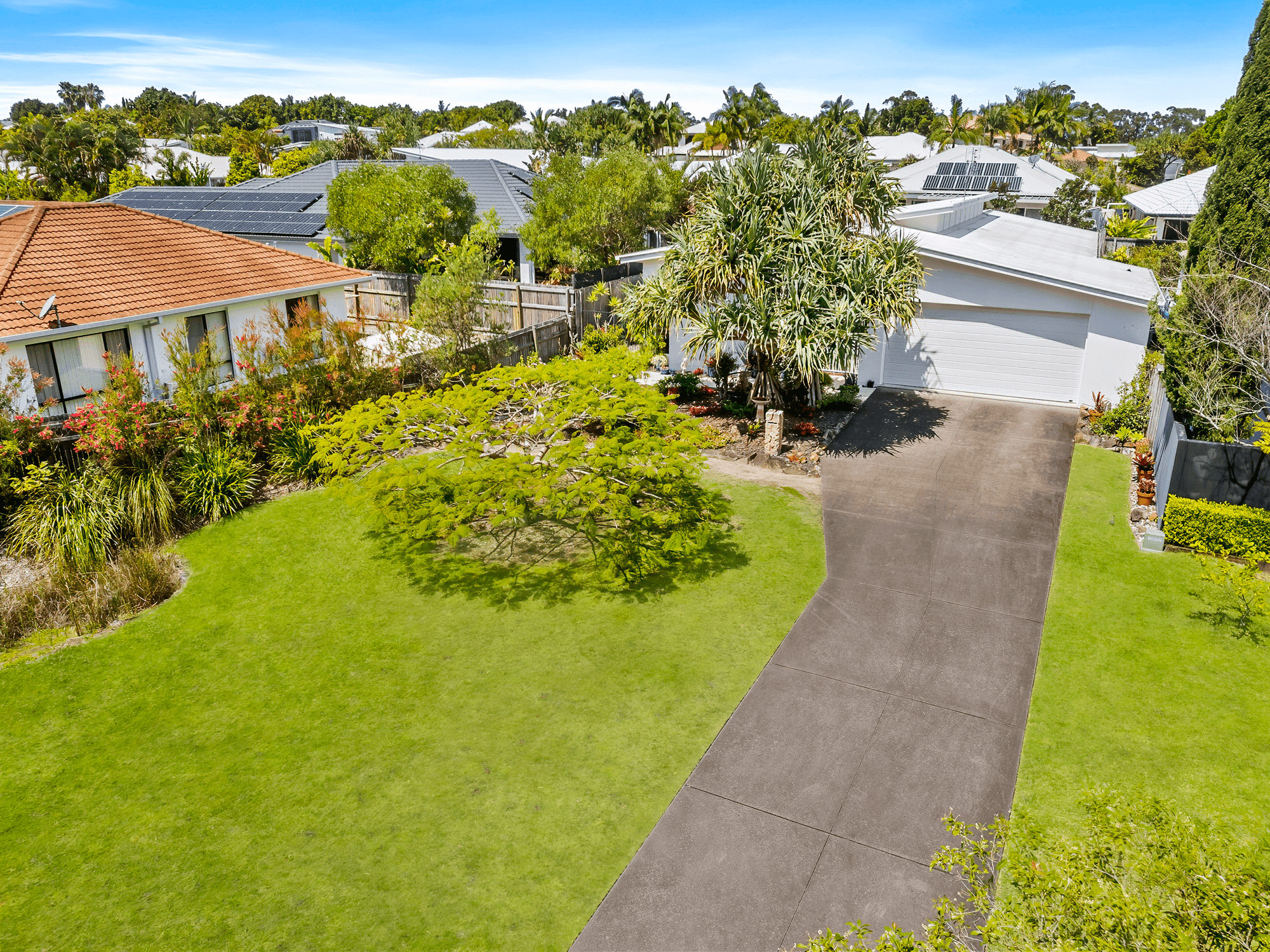 15 THE AVENUE, PEREGIAN SPRINGS, QLD 4573