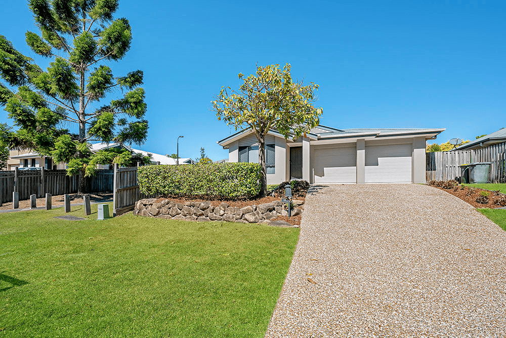 19 Carmarthen Circuit, Pacific Pines, QLD 4211