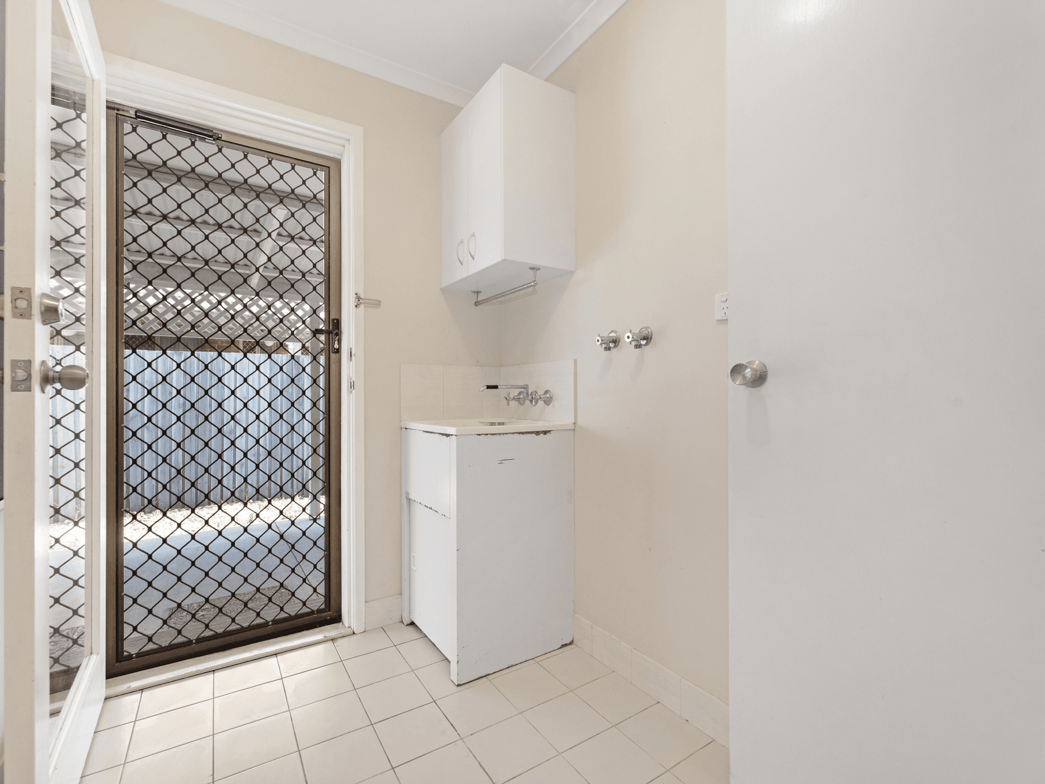 1 Rhys Court, TORQUAY, QLD 4655