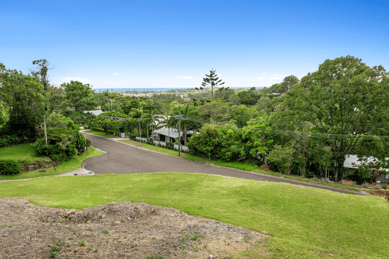 15 Plantation Parade, BUDERIM, QLD 4556