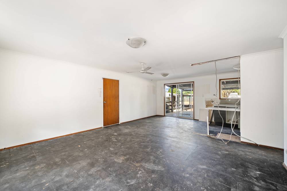 8 Cabrera Crescent, Beerwah, QLD 4519
