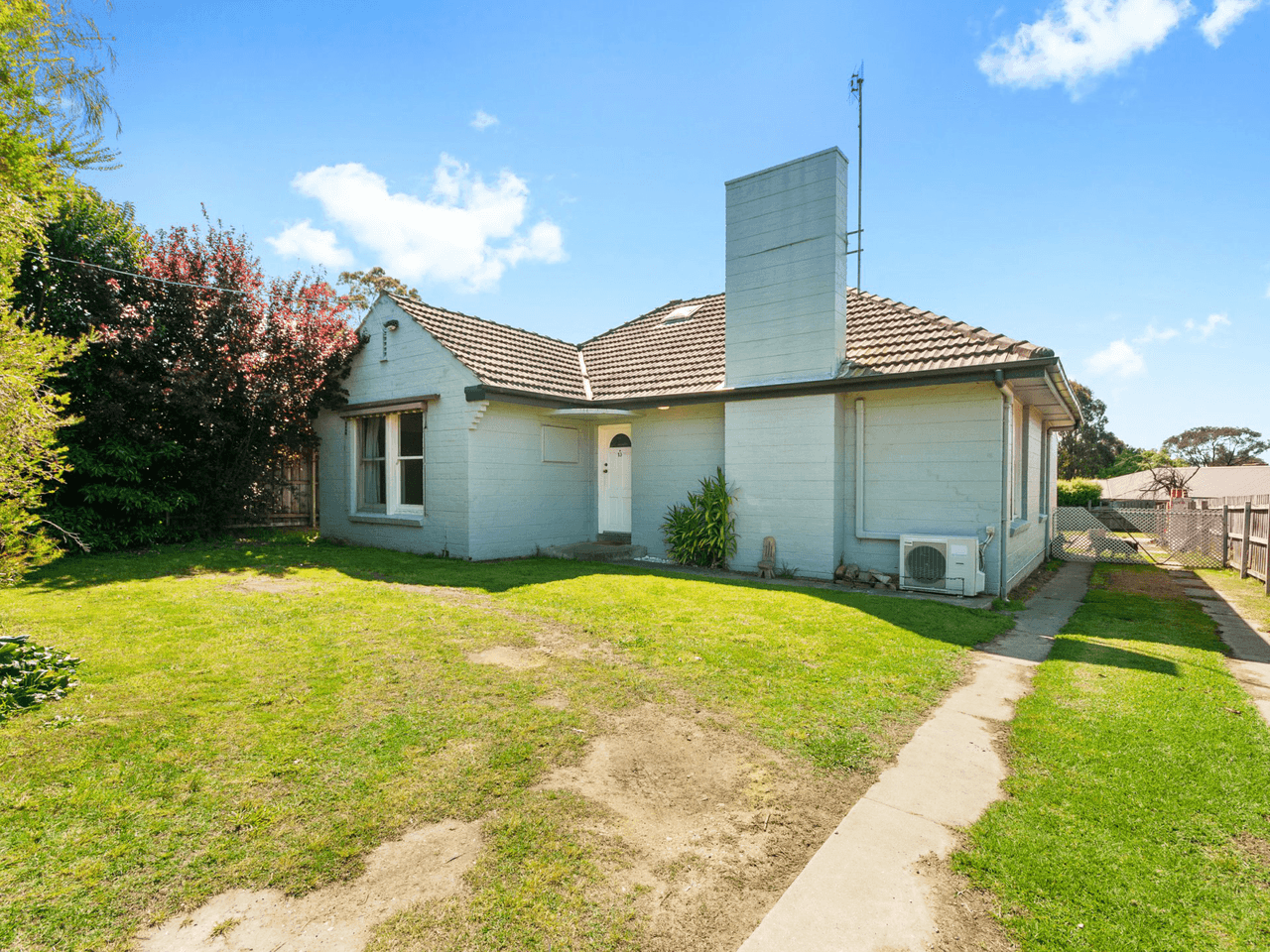 13 Day Street, BAIRNSDALE, VIC 3875