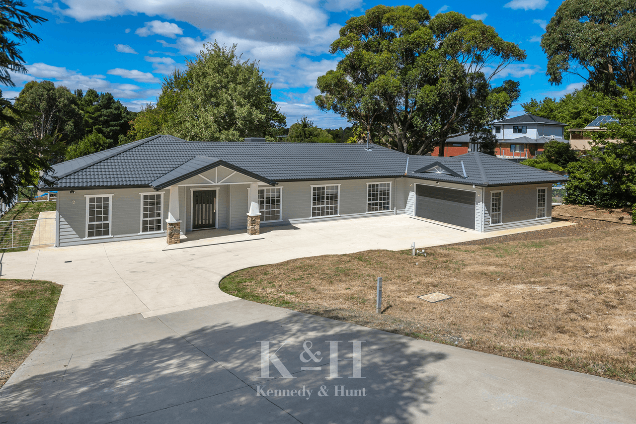 99 Aitken Street, Gisborne, VIC 3437