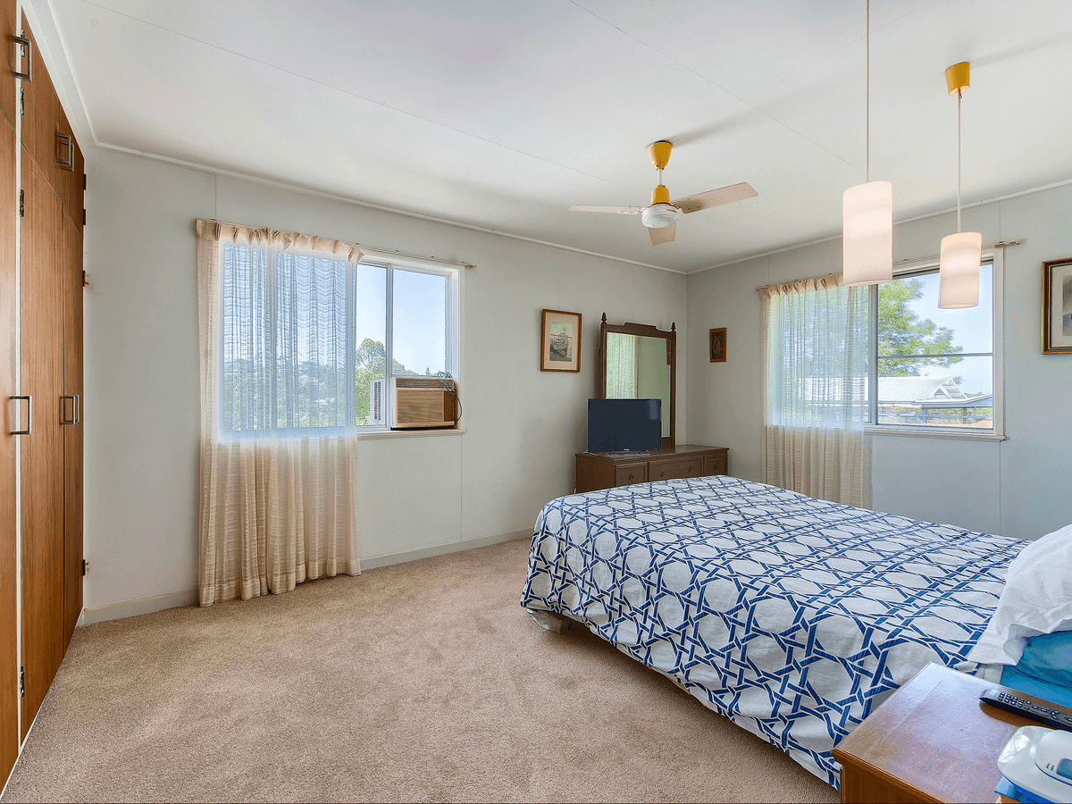 5 Montclair Street, ASPLEY, QLD 4034