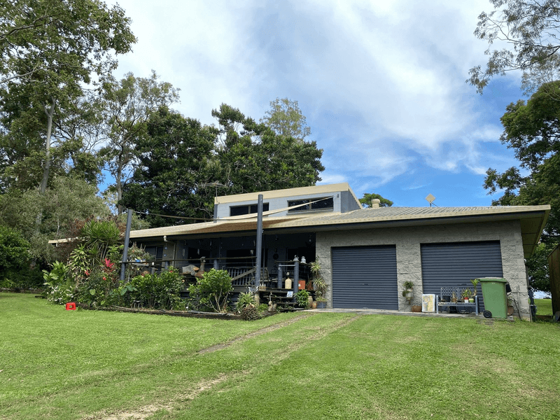 43 J Pitchers Road, SARINA, QLD 4737