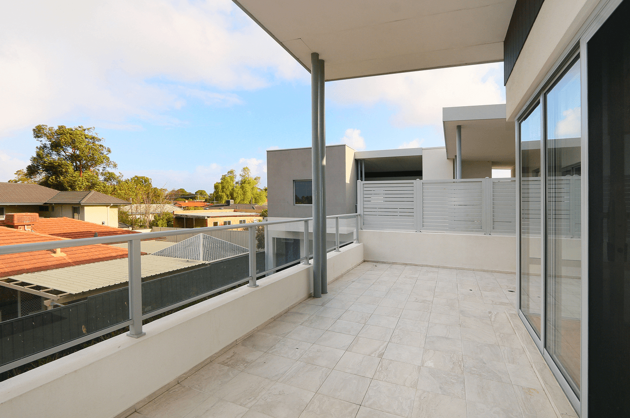 8/206 Kooyong Road, RIVERVALE, WA 6103