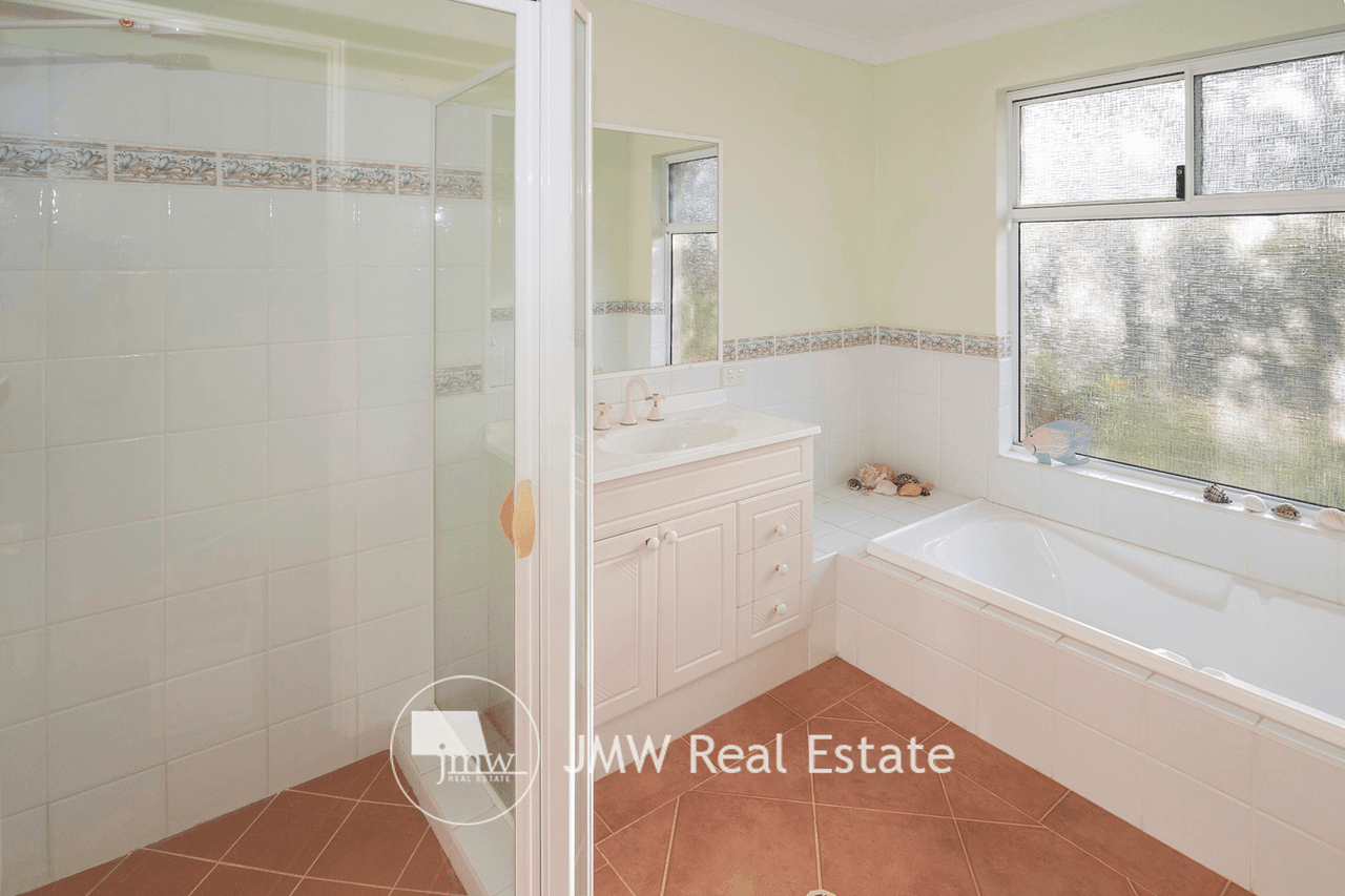 30 Geographe Bay Road, DUNSBOROUGH, WA 6281