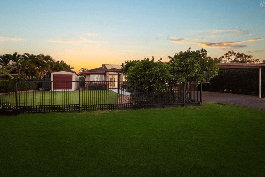 6 Bushgum Crescent, UPPER COOMERA, QLD 4209