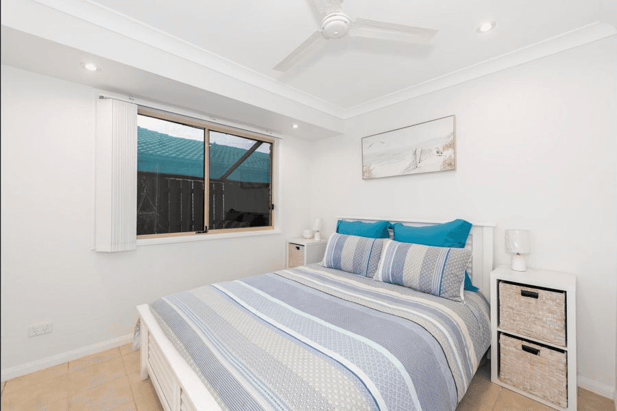 6 Bushgum Crescent, UPPER COOMERA, QLD 4209