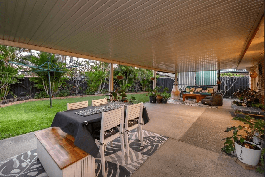 6 Bushgum Crescent, UPPER COOMERA, QLD 4209