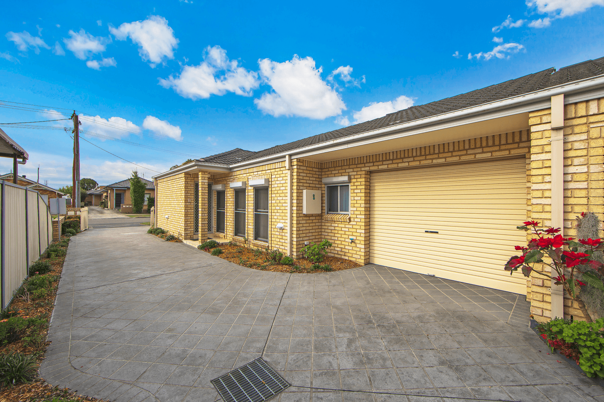 1/10 Waratah Avenue, Woy Woy, NSW 2256