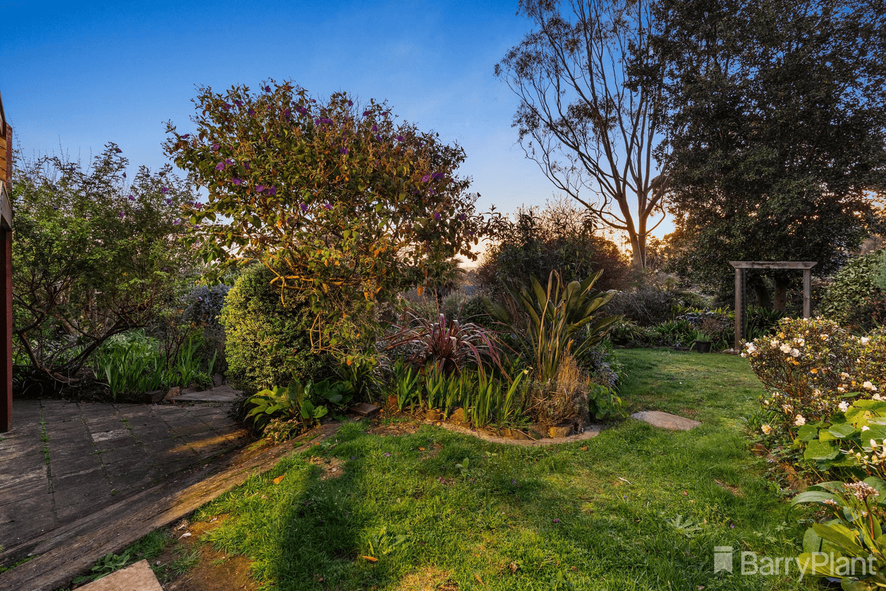 14 Bayview Road, Emerald, VIC 3782